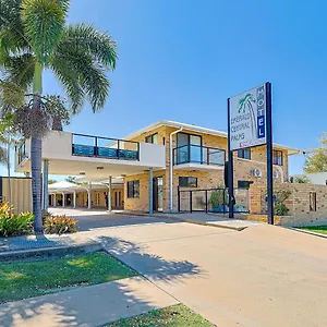 Motel Palms, Emerald